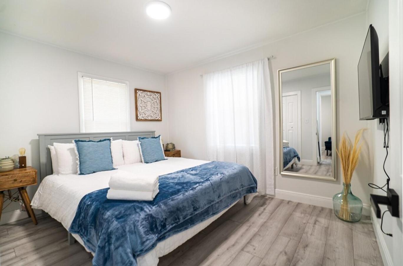 Homey Cozy Newly Renovated Stylish&Chic 7 Guests Tampa Eksteriør bilde