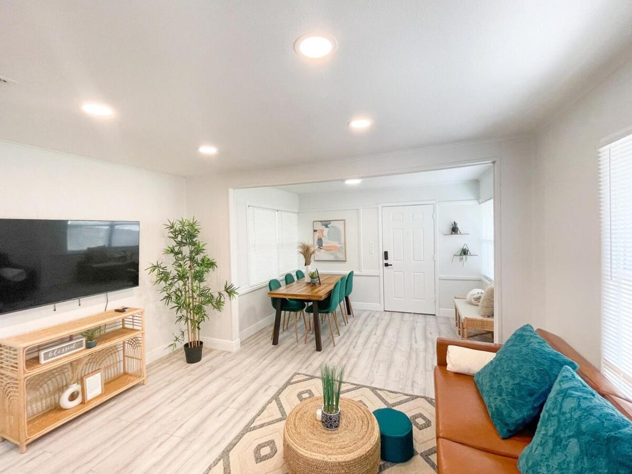 Homey Cozy Newly Renovated Stylish&Chic 7 Guests Tampa Eksteriør bilde